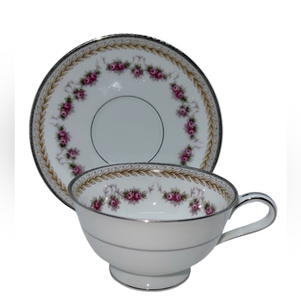 RC TEACUP & SAUCER VINTAGE 1950s PATTERN NORITAKE 564 VICTORIAN ROSES AND LAUREL